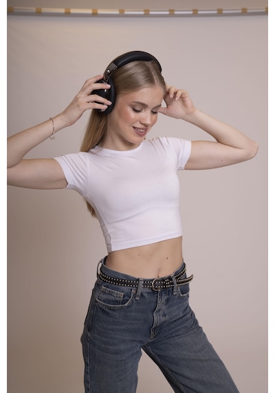 Afloow Delicate Kadın Beyaz Basic Crop Body-şık Ve Rahat Kısa Kollu Body Beyaz