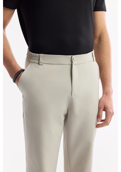 Avva Erkek Taş Beli Lastikli Bi-stretch Teknik Kumaş Slim Fit Pantolon A51y3077 Avva Erkek Taş Beli Lastikli Bi-stretch Teknik Kumaş Slim Fit Pantolon A51y3077