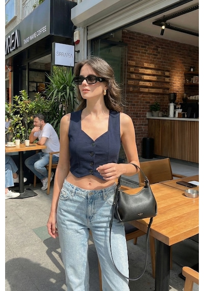 Lela Slim Fit Kalp Yaka Düğmeli Kalın Askılı Crop Bayan Yelek 5865497 Lacivert
