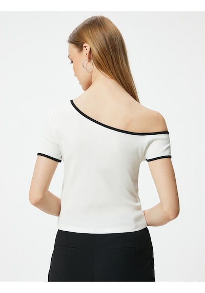 Koton Kayık Yaka Tişört Biyeli Düşük Omuzlu Kısa Kollu Slim Fit Ekru 4sal10968ık Ekru