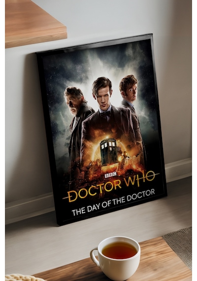 Doctor Who Siyah Ahşap Çerçeveli Poster, Dekoratif Dizi Duvar Tablosu