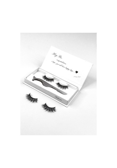 Bride Lashes Saturn