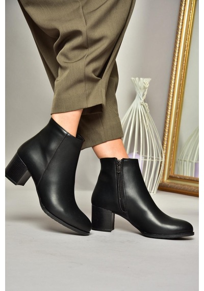 Fox Shoes T820180009 Siyah Kalın Topuklu Kadın Bot Siyah Fox Shoes T820180009 Siyah Kalın Topuklu Kadın Bot Siyah