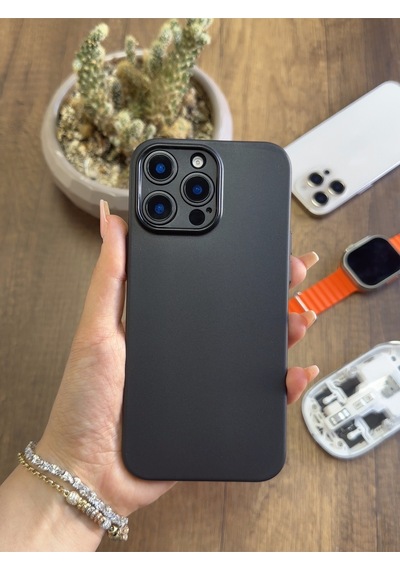 Apple iPhone 13 Pro Max Uyumlu Süper İnce Mat Ultra Thin Silikon Kılıf Siyah