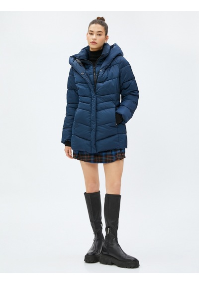 Koton Şişme Mont Kapüşonlu Dik Yaka Fermuarlı Cep Detaylı Lacivert 4wal00018ıw 4WAL00018IW704 Lacivert Koton Şişme Mont Kapüşonlu Dik Yaka Fermuarlı Cep Detaylı Lacivert 4wal00018ıw 4WAL00018IW704 Lacivert
