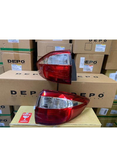 Ford C-max 2011-2015 Arası Depo Sağ Ve Sol Dış Stop Lambası Am51-13405-bf / Am51-13404-bf