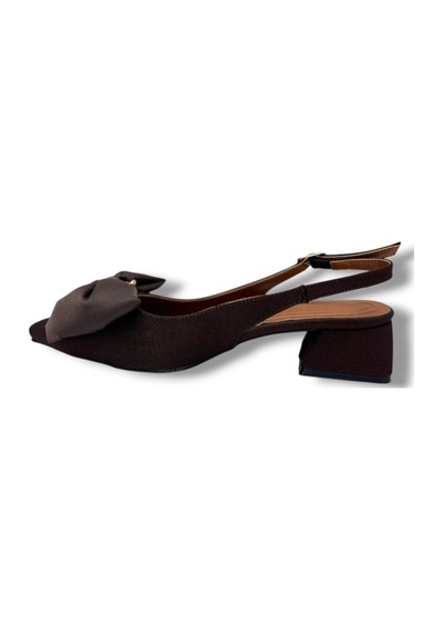 C-shoes Mr151-26 Saten Tokalı Fiyonk Kısa Kare Topuk Arkası Açık Kadın Ayakkabı Kahverengi C-shoes Mr151-26 Saten Tokalı Fiyonk Kısa Kare Topuk Arkası Açık Kadın Ayakkabı Kahverengi