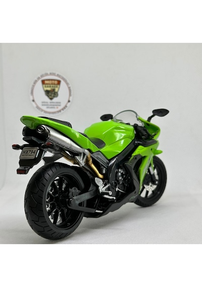 Yamaha Yzf-r1 1:12 Diecast Motosiklet Model Metal Maket & Koleksiyon Oyuncak Yeşil