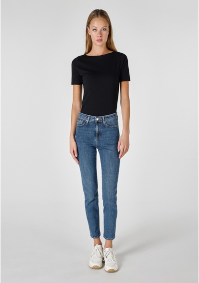 Colins 703 Carla Orta Bel Dar Kesim Düz Paça Kadın Mavi Jean Pantolon Cl1054495 Denim
