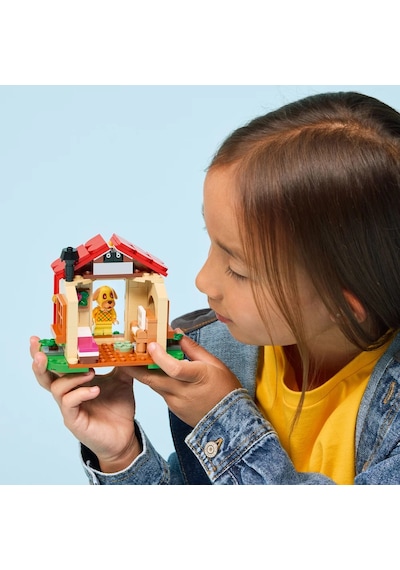LEGO® Animal Crossing™ Goldie Şirin Evinde 77058 - 6 Yaş ve Üzeri Çocuklar için Yaratıcı Oyuncak Yapım Seti (149 Parça)