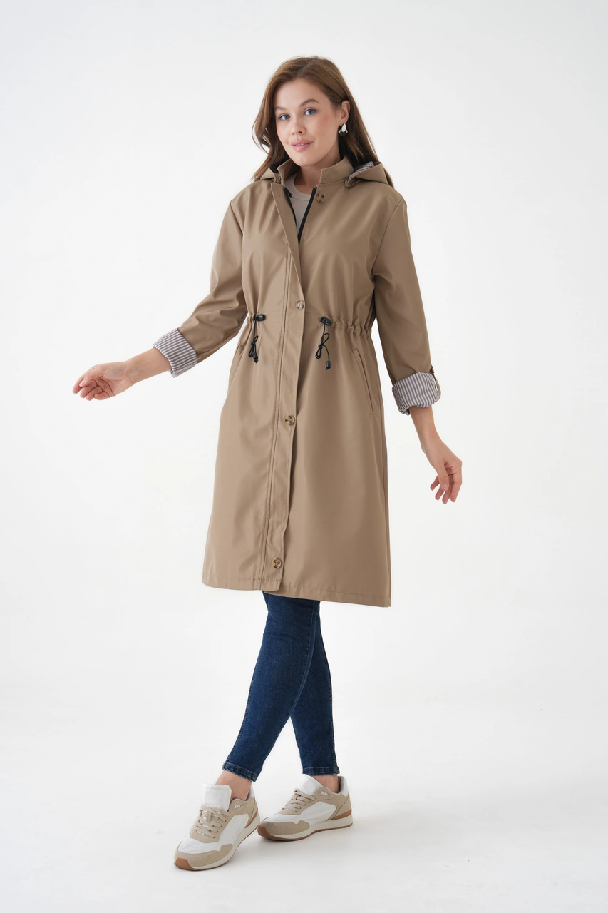 Ayşo Clothes Kadın Rüzgar Ve Su Geçirmez Bondit Kumaş Çıkarılabilir Düğmeli Kapüşon Beli Tünelli Mevsimlik Trençkot Bej Ayşo Clothes Kadın Rüzgar Ve Su Geçirmez Bondit Kumaş Çıkarılabilir Düğmeli Kapüşon Beli Tünelli Mevsimlik Trençkot Bej