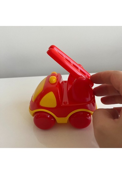 Kırmızı Sarı Küçük İtfaiye Arabası Merdivenli Araba 11x10 Cm Mavi Su Dünyası