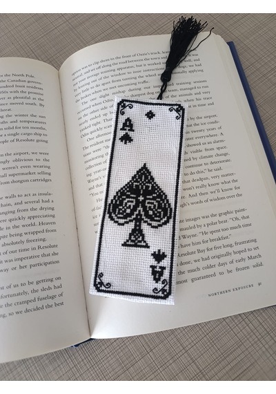 Maça As Kanaviçe Kitap Ayracı