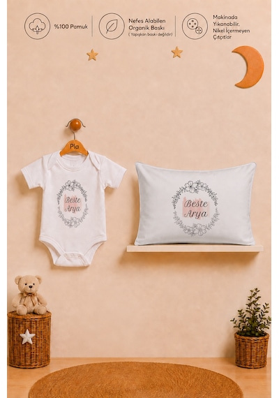 Pia Baby İsimli Kız Bebek Hediye Seti %100 Pamuk Organik Baskılı Body Yastık Kılıfı Ve Ham Bez Bebek Kıyafet Kesesi 2035byk6x Ekru