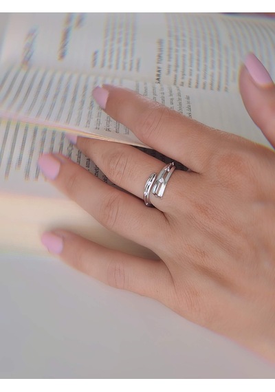 Çapraz Zirkon Taşlı Model Ayarlanabilir Silver Gümüş Renkli Yüzük Silver