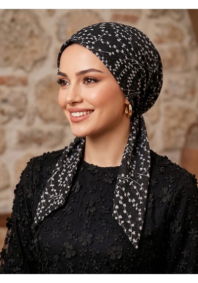 Raşelkori Tesettür Eşarp Bone Beyaz - Siyah