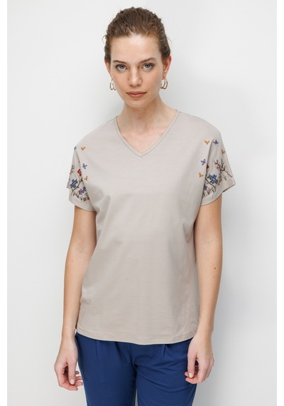 Kadın V Yaka Nakış İşlemeli Düşük Kollu Penye T-shirt Bej Bej