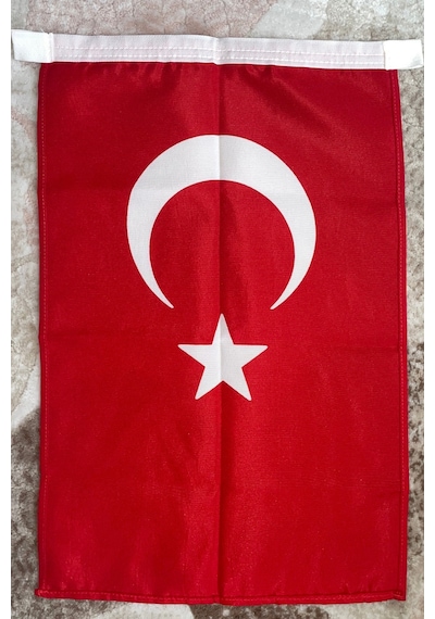 Türk Bayrağı 30x45 Cm 1. Sınıf Alpaka Kumaştan Üretilmiştir 30 x 45 CM