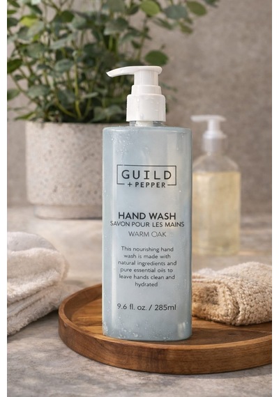 Guild + Pepper Warm Oak 4 Lü Kişisel Bakım Seti Şampuan + Duş Jeli + El Sabunu + Vücut Losyonu 285 ML