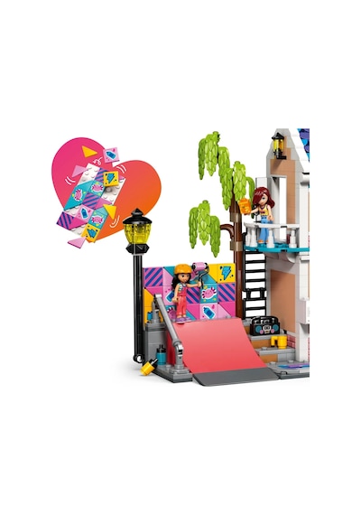 LEGO® Friends Liann'in Aile Evi Yapım Oyuncağı 42687 - 7 Yaş ve Üzeri Çocuklar için Yaratıcı Oyuncak Yapım Seti (946 Parça)