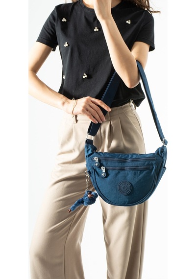 571 Collections Ultra Hafif, Çok Cepli, Yarım Ay Crescent Çapraz Askılı Kol, Omuz Çantası Lacivert Model: 571-7l