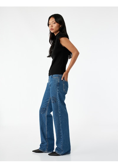 Koton Normal Bel Düz Paça Düğmeli Çiçekli Taşlı Jean Pantolon - Straight Jeans Koyu İndigo 6wal40189md Dark Indigo Koton Normal Bel Düz Paça Düğmeli Çiçekli Taşlı Jean Pantolon - Straight Jeans Koyu İndigo 6wal40189md Dark Indigo