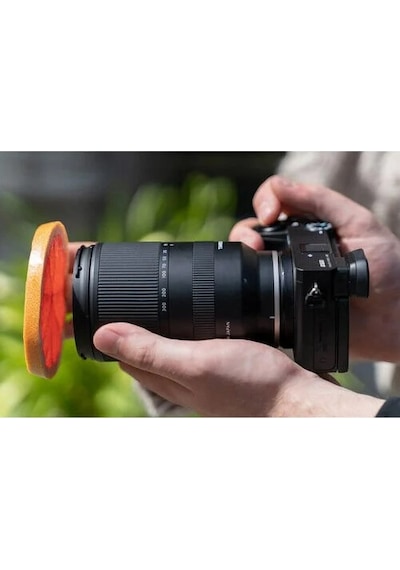 Tamron 18-300mm F/3.5-6.3 Dı Iıı Canon Rf Mount Zoom Lens B061r
