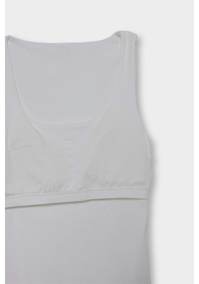 Defacto Slim Fit Dar Kesim Basic Düz Halter Yaka Fitilli Kaşkorse Pedli Atlet G0843ax25auwt36 Beyaz Defacto Slim Fit Dar Kesim Basic Düz Halter Yaka Fitilli Kaşkorse Pedli Atlet G0843ax25auwt36 Beyaz