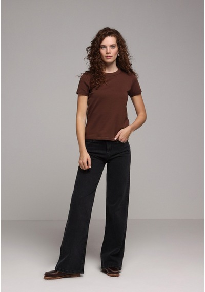 Colins Slim Fit Yuvarlak Yaka Düz Kadın Kahverengi Kısa Kol Tişört Cl1068567 Q1.v2 Brw Kahverengi