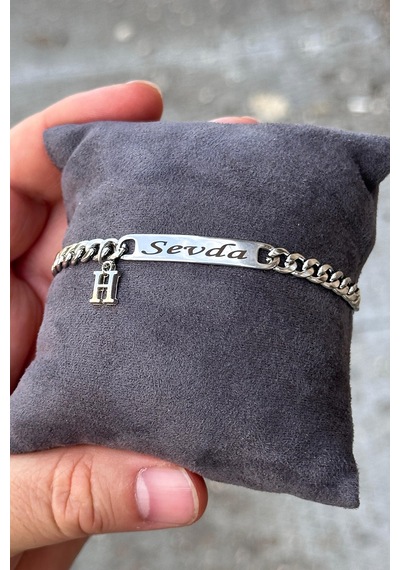 Kişiye Özel İsim Yazılı Harfli Unisex Çelik Bileklik Sevgilie Arkadaşa Hediye Scb72 Metalik