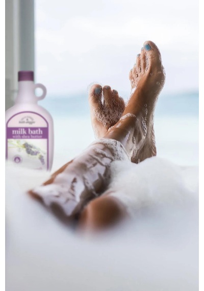 Village Naturals Lavander & Chamomile Banyo Köpüğü 825 ML
