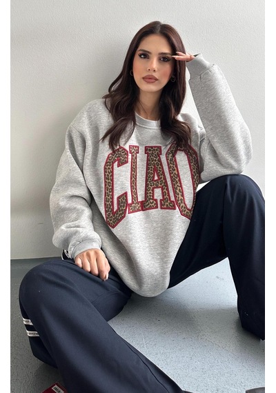 Fashion Friends Cıao Büyük Fontlu Leopar Desen Yazılı Salaş Bol Kadın Kışlık Ofis Kolej Sweat Gri Fashion Friends Cıao Büyük Fontlu Leopar Desen Yazılı Salaş Bol Kadın Kışlık Ofis Kolej Sweat Gri
