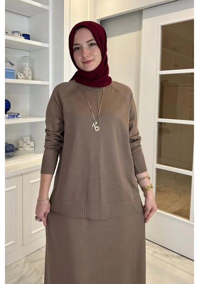 Rabia Şamlı Ceren Etekli Triko Takım Sütlü Kahve Normal