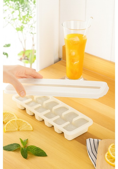 Kapaklı Büyük Boy Buz Kalıbı 12 Gözlü Buzluk Ekru Plastik Ekru Diğer