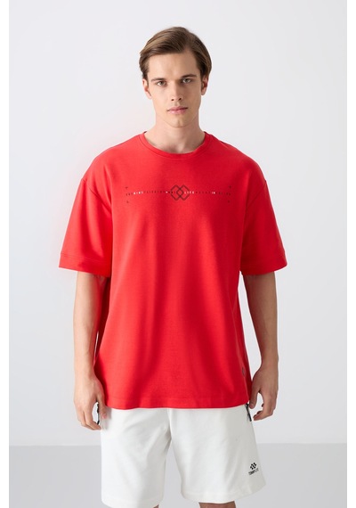 Tommy Life Fiesta Pamuklu Kalın Yumuşak Dokulu Oversize Fit Baskılı Erkek T-shirt - 88323 Kirmizi Tommy Life Fiesta Pamuklu Kalın Yumuşak Dokulu Oversize Fit Baskılı Erkek T-shirt - 88323 Kirmizi