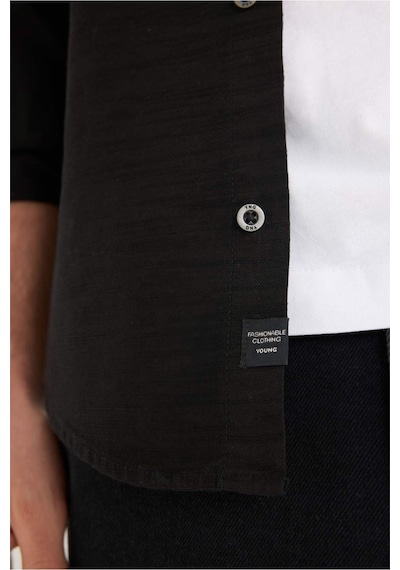 DeFacto Slim Fit Dar Kesim Pamuklu Basic Düz Uzun Kollu Siyah Gömlek A4644AX23AUBK81