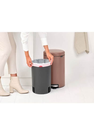 Brabantia Newıcon Satın Taupe Pedallı Çöp Kutusu 20lt Kahverengi