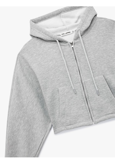 Koton Şardonlu Kapüşonlu Baskılı Simli Cep Detaylı Fermuarlı Sweatshirt Kar Melanj 6wal10488ık Gri Melanj Koton Şardonlu Kapüşonlu Baskılı Simli Cep Detaylı Fermuarlı Sweatshirt Kar Melanj 6wal10488ık Gri Melanj