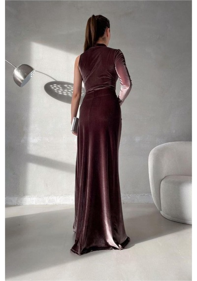 Lior Design Kadın Şık Model Kadife Kumaş Dik Yaka Taş Detaylı Abiye Elbise Kahverengi