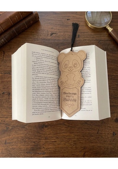 Ayı Figürlü Kitap Ayracı-sayfayı Çevir Yolculuğa Başla