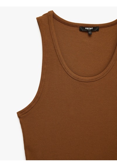 Koton Kolsuz Pamuklu Bisiklet Yaka Slim Fit Atlet Kahverengi 6sam30001mk