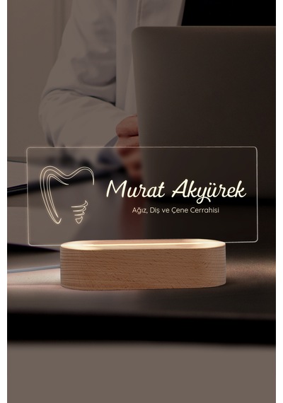 Doktorlar İçin Kişiye Özel Led Masa İsimliği Masif Ahşap Tabanlı Usb Kablolu Pleksi Led Gece Lambası