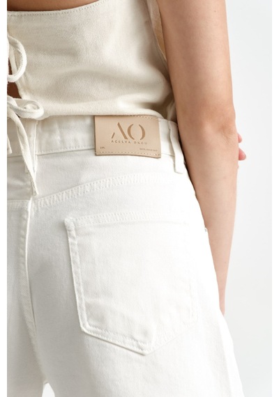 Açelyaokcu Premium Kaida Denim Mini Şort Beyaz