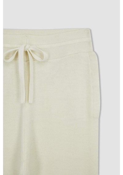 Defacto Jogger Triko Pantolon Cepli Basic Düz Beli Lastik Bağcıklı R1701AZ23AUER98 Bej Defacto Jogger Triko Pantolon Cepli Basic Düz Beli Lastik Bağcıklı R1701AZ23AUER98 Bej