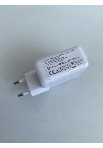 Spigen Essential F207 Qualcomm 3.0 Çift Usb İp Hızlı Şarj Aleti - 30w Hızlı Şarj Cihazı
