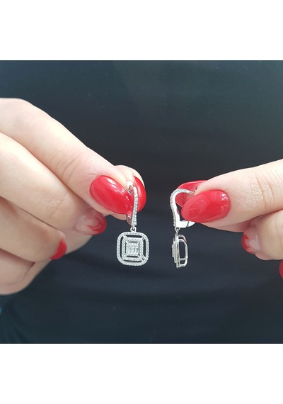 Lova 0,59 Karat Baget Pırlanta Küpe - 3030051