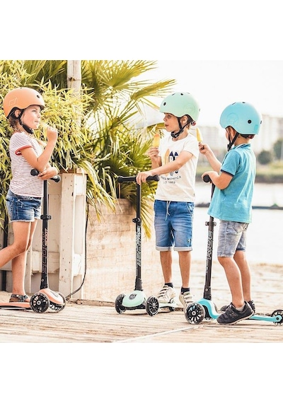 Scoot And Ride Highwaykick 3 Led Tekerlekli Çocuk Scooter Turkuaz