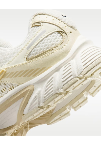 Nike V5 Rnr Se Kadın Günlük Spor Ayakkabı Io0464-101 Bej