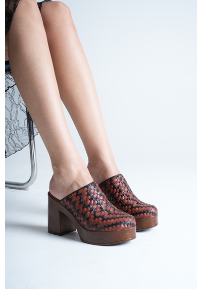 Analin Shoes Kadın Hakiki Deri Platform Topuklu Örgülü Terlik Siyah