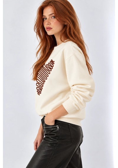 Mevese Kalp İşlemeli Kadın Sweatshirt- Bej
